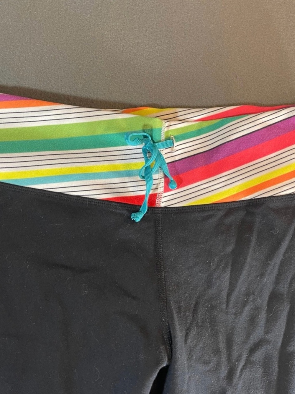 lululemon athletica Black Capri Leggings with Multicolor Striped Waist - Picture 2 of 6
